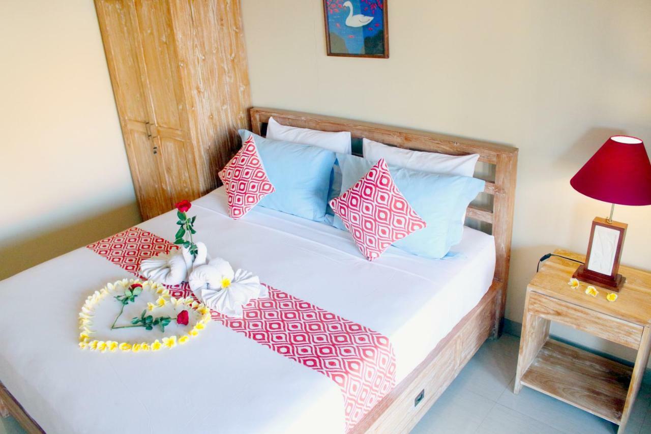 Cr Tris Rooms Seminyak Eksteriør bilde