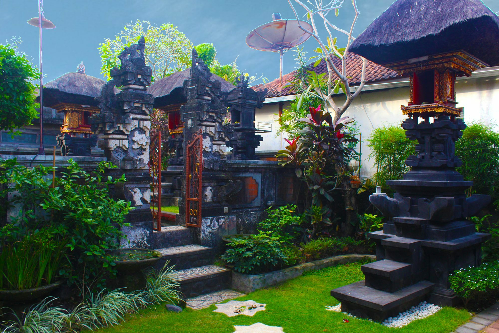 Cr Tris Rooms Seminyak Eksteriør bilde